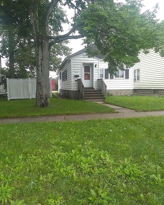 1st image of 1415 1st Ave N