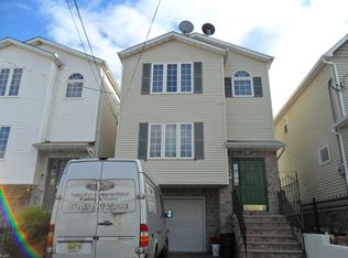 1012 Julia St, Elizabeth, NJ 07201