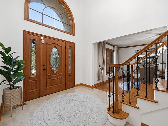 5th image of 10650 Wildwood Dr