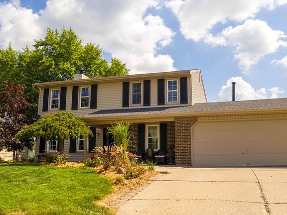 4th image of 9301 Dawnsford Dr