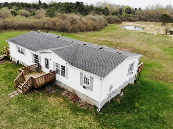2390 N Larson Rd, Fountain, MI 49410
