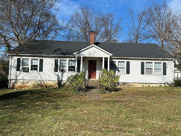 2nd image of 1523 Park St #A