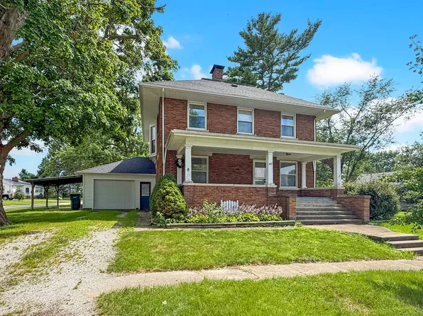 207 E Clinton St, Fithian, IL 61844
