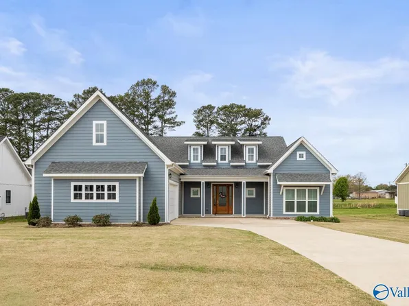17923 Alma Ln, Athens, AL 35613