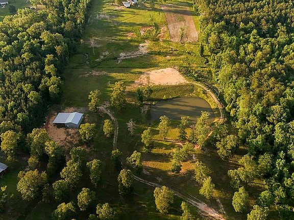 3rd image of 367 Greens Creek Rd