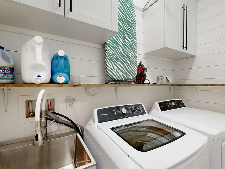 Laundry Room Cabinet