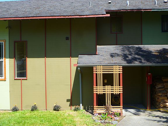 3rd image of 350 Carter Ave #5