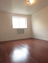 Rented by Rennit Inc.