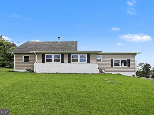 2008 Weavertown Rd #L-0153, Lebanon, PA 17046