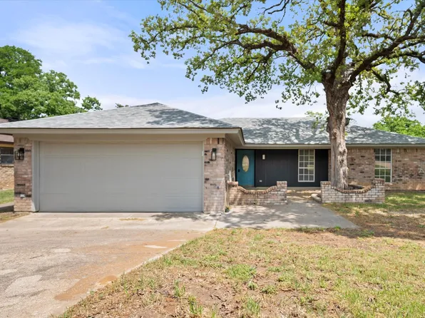 3709 Bordeaux Ct, Arlington, TX 76016