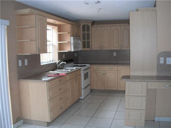 3rd image of 19753 NW 34th Ave