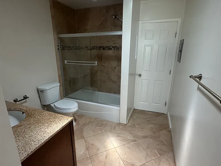 2103 Carnegie Ln #4 — Photo 10