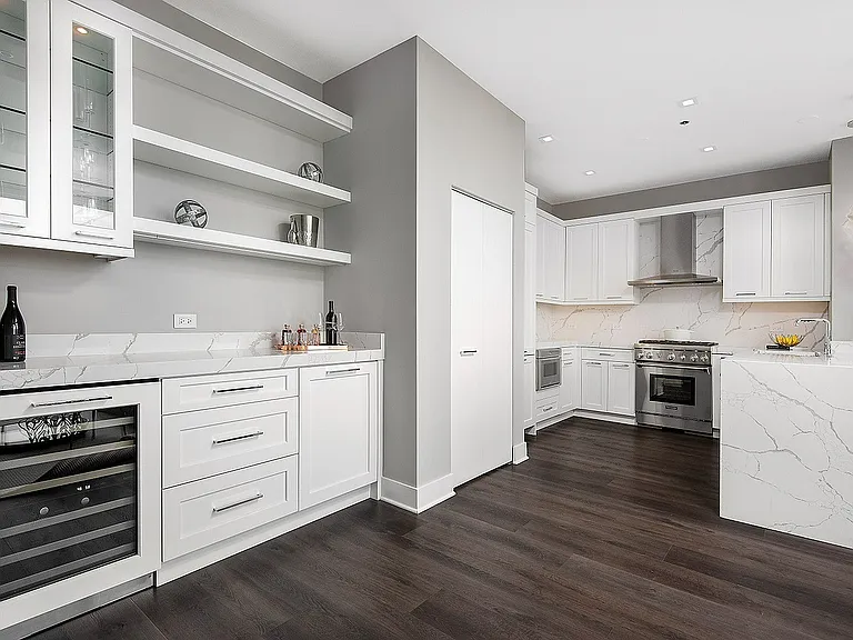 Left Bank Wet Bar