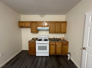 234 Roosevelt Ave APT 8, Lodi, NJ 07644