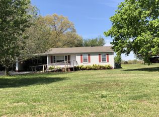 1759 Old Well Rd, Morrison, TN 37357