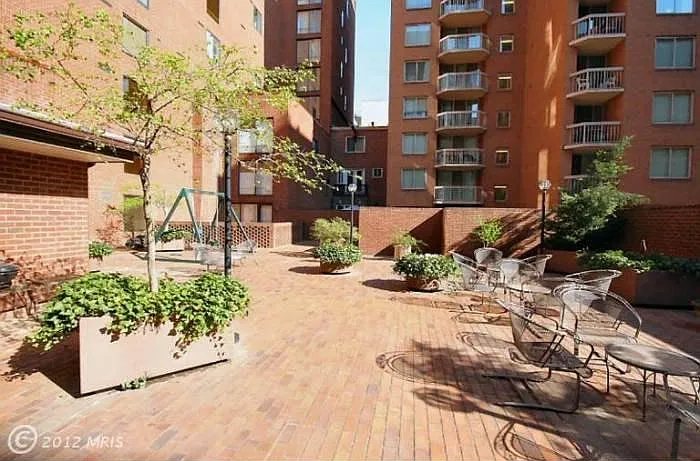 Private Courtyard