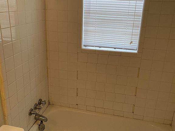 5th image of 1318 N 18th St APT 1
