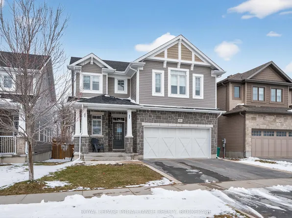 680 Halloway Dr, Kingston, ON K7K 0H4