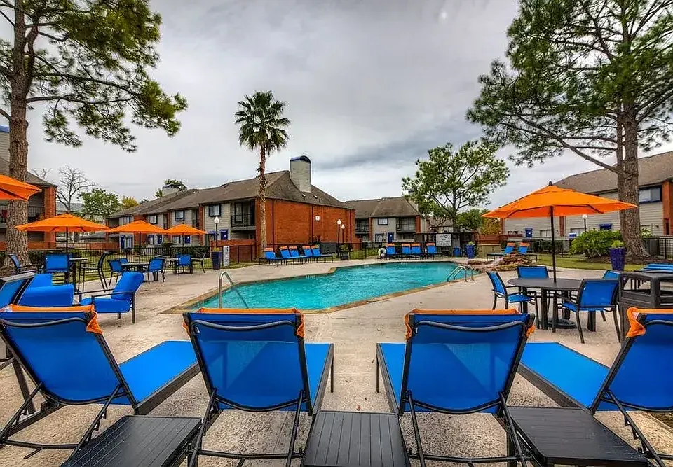 Harbour Point Apartments