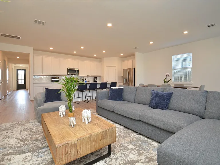 21830 Redwood Bluff Trl — Photo 6