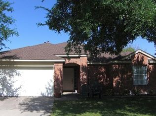 700 Cactus Bend Dr, Pflugerville, TX 78660