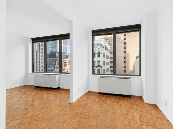 150 East 57th Street image 3 of 9