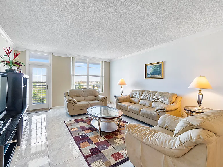 2851 S Ocean Blvd #4-B — Photo 2