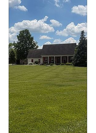 2nd image of 8655 Allentown Rd