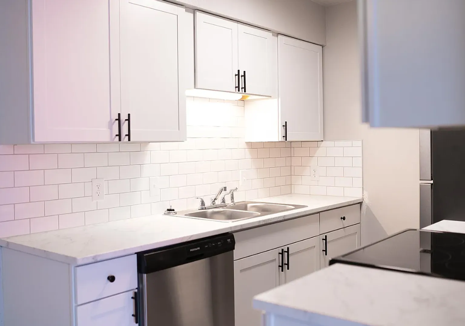 2 bed, 1.0 bath, $1,630 — Photo 1