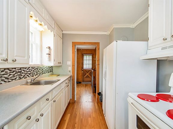 2nd image of 61 McKay Ln