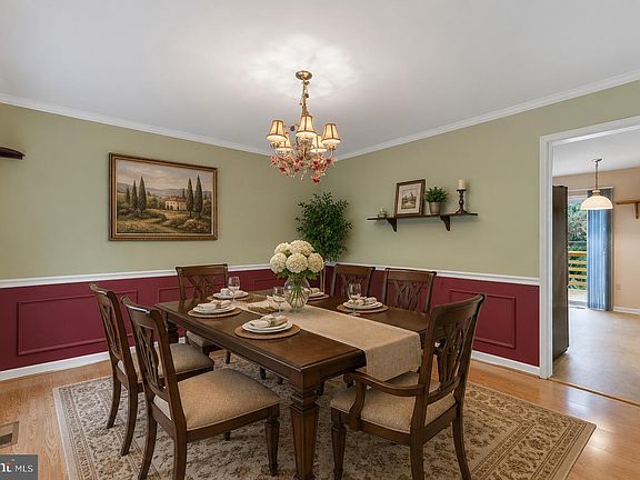 5th image of 1206 Cordova Dr