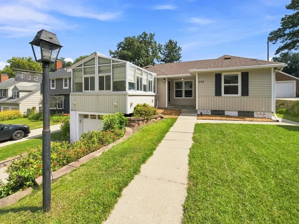 432 16th Ave SW, Rochester, MN 55902