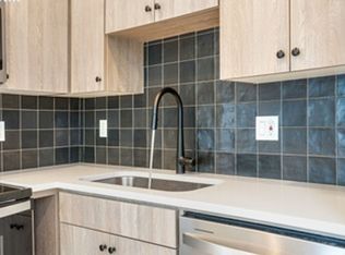 4875-4881 SE 63rd Ave #4879, Portland, OR 97206