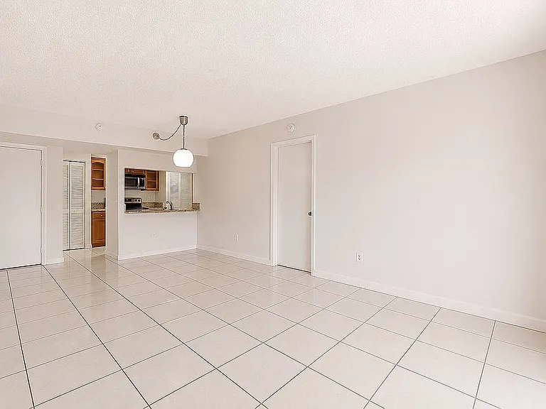 9732 Hammocks Blvd #102 — Photo 28