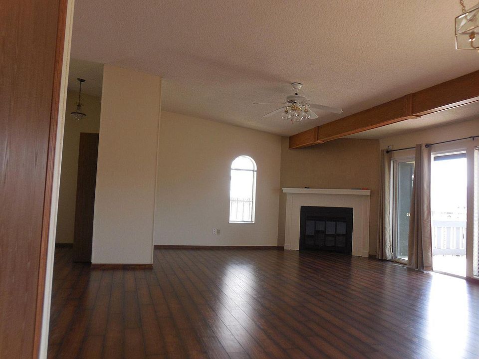 Great Room, Living & Dining