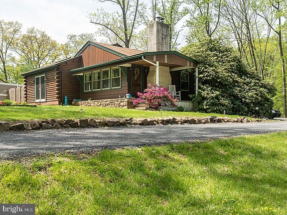 2nd image of 107 Midway Dr