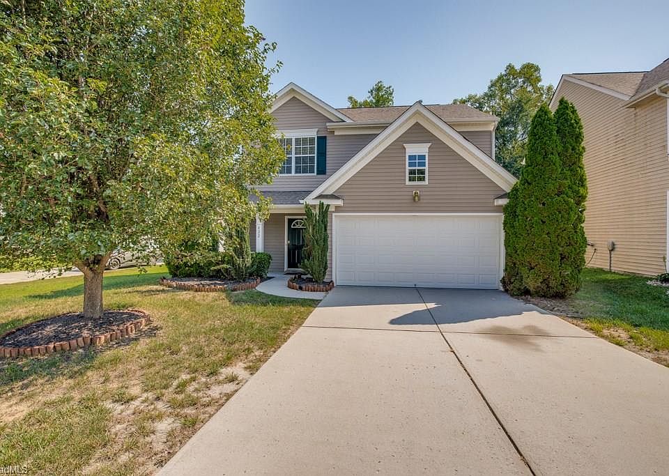 1st image of 822 Hartley Hill Ct