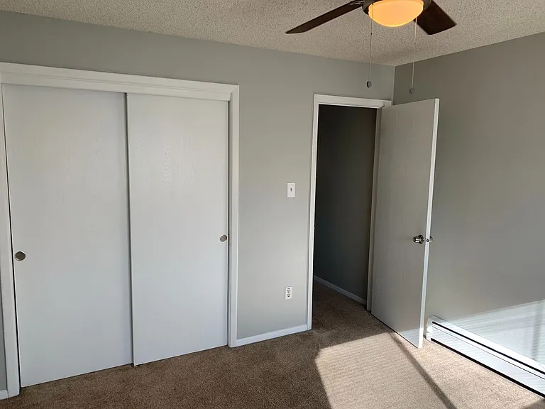 Regency Apartments 4705 — Photo 7