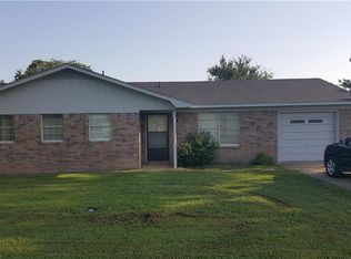 21210 9th St, Howe, OK 74940