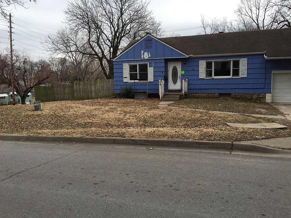 2nd image of 4700 Wood Ave