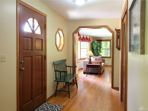 2nd image of 2630 Haig Ct SE