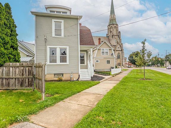 3rd image of 511 Central Ave