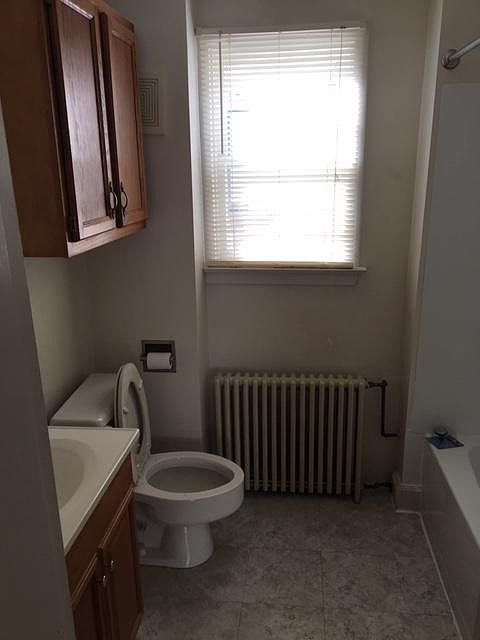 2nd image of 88 Pennsylvania Ave #2