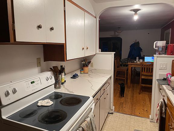 4th image of 1121 Colorado Ave