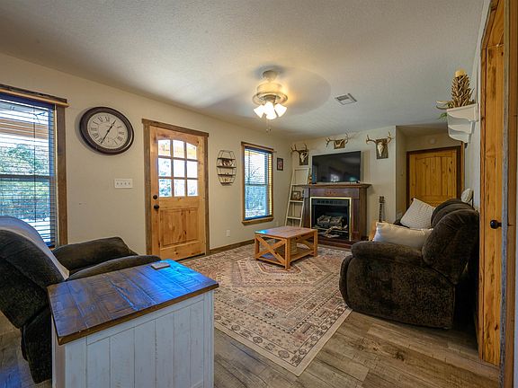 3rd image of 1200 Skyview Ln