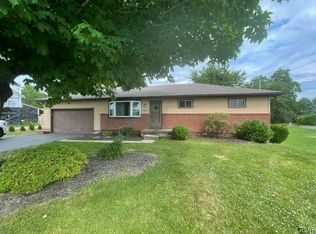 1575 S Krocks Rd, Allentown, PA 18106