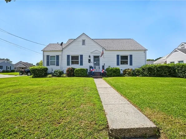 8509 Delano St, Norfolk, VA 23503