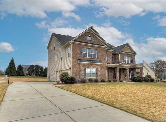 2nd image of 5504 Holly Hills Dr