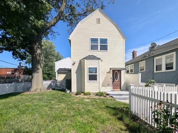 35 Francis St, Everett, MA 02149