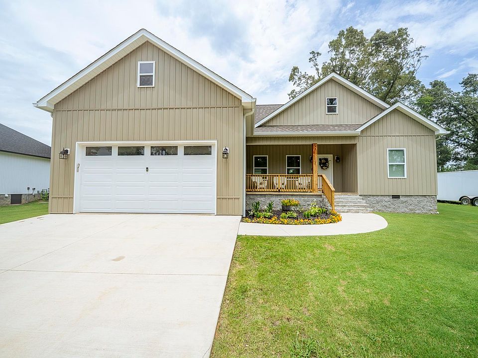 1st image of 190 Chariot Ln